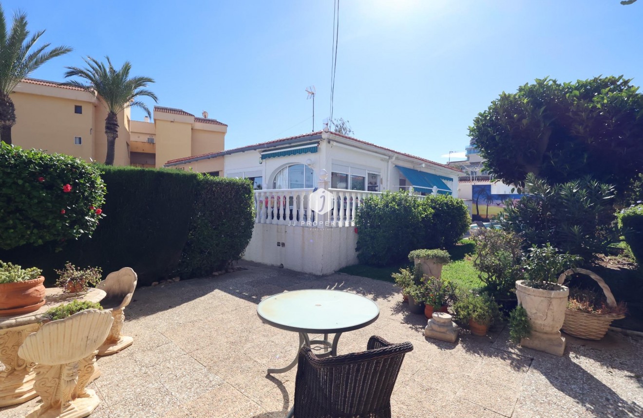 Segunda mano - Chalet -
Torrevieja - Costa Blanca