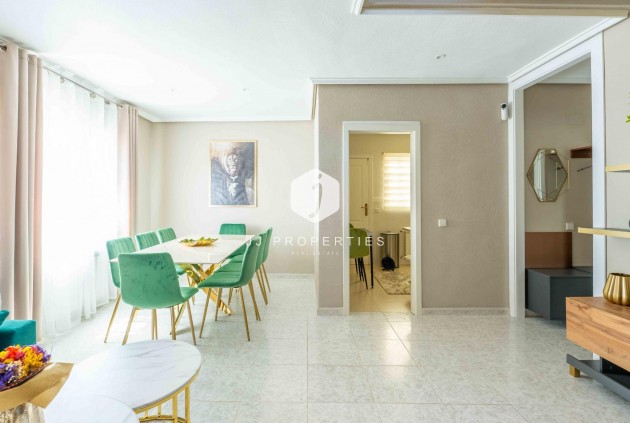 Segunda mano - Villa -
Orihuela Costa - Punta Prima