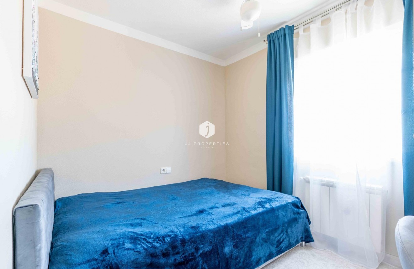 Segunda mano - Villa -
Orihuela Costa - Punta Prima