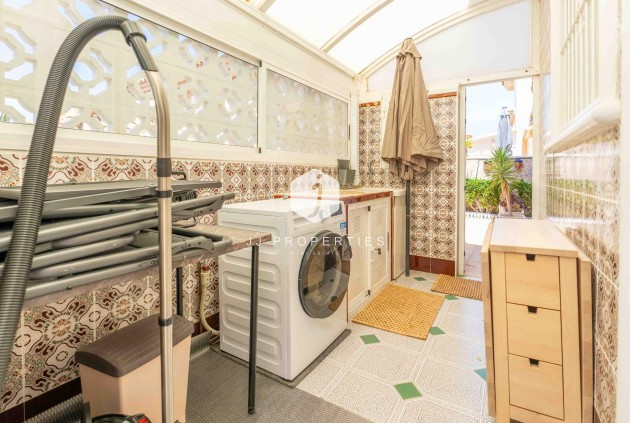 Segunda mano - Villa -
Orihuela Costa - Punta Prima