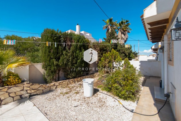 Segunda mano - Villa -
Torrevieja - La Mata