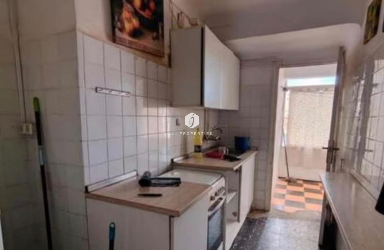 Segunda mano - Apartamento / piso -
Torrevieja - Los Frutales