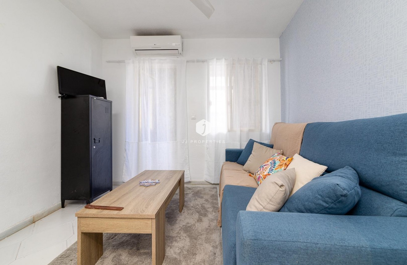 Aus zweiter Hand - Wohnung -
Torrevieja - Centro