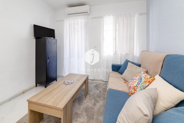 Aus zweiter Hand - Wohnung -
Torrevieja - Centro