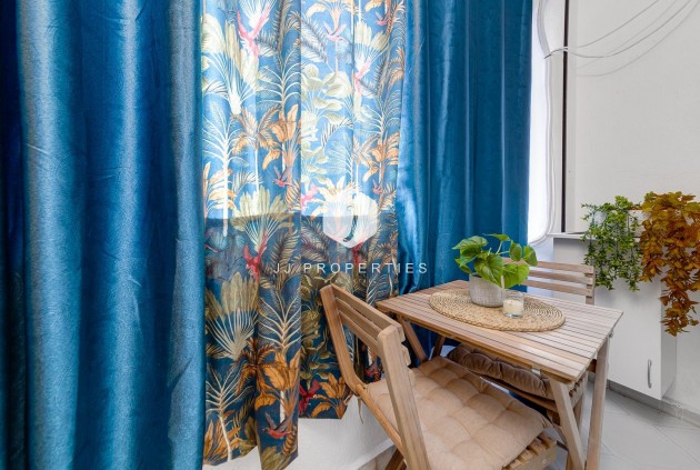 Aus zweiter Hand - Wohnung -
Torrevieja - Centro