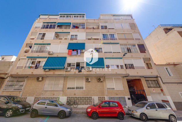 Aus zweiter Hand - Wohnung -
Torrevieja - Centro