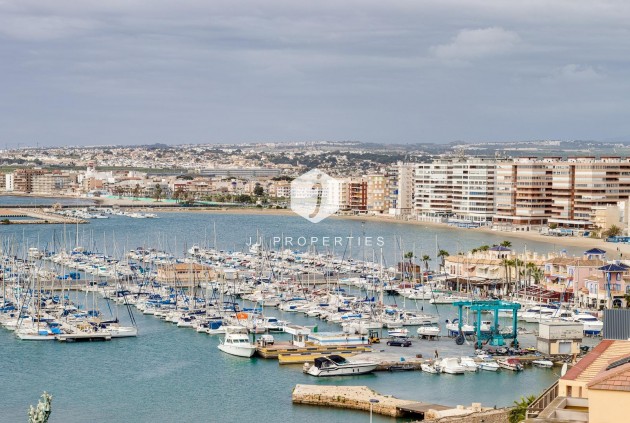 Aus zweiter Hand - Wohnung -
Torrevieja - Centro