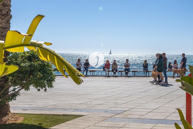 Aus zweiter Hand - Wohnung -
Torrevieja - Centro