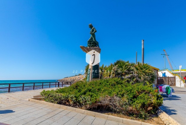 Aus zweiter Hand - Wohnung -
Torrevieja - Centro