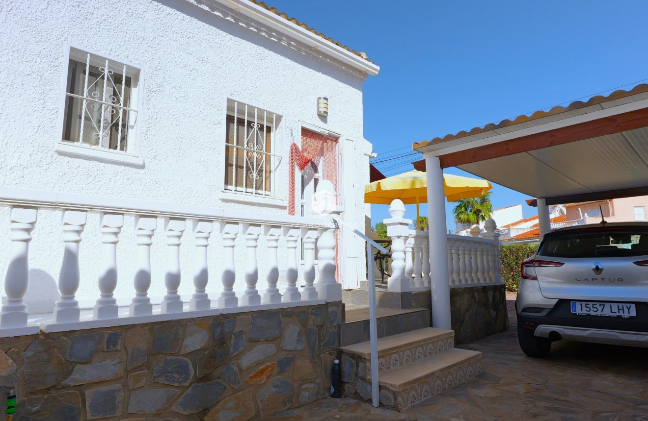 Segunda mano - Villa -
Torrevieja - Costa Blanca