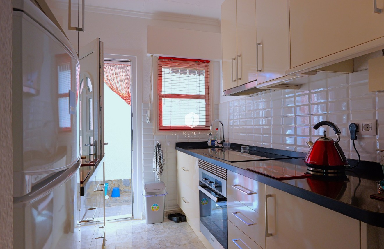 Segunda mano - Villa -
Torrevieja - Costa Blanca