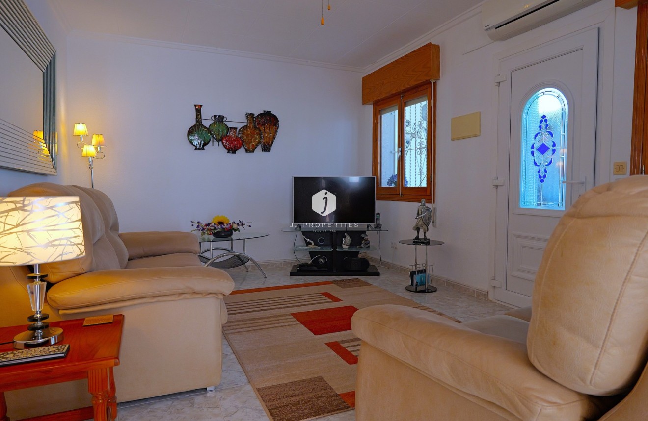 Segunda mano - Villa -
Torrevieja - Costa Blanca