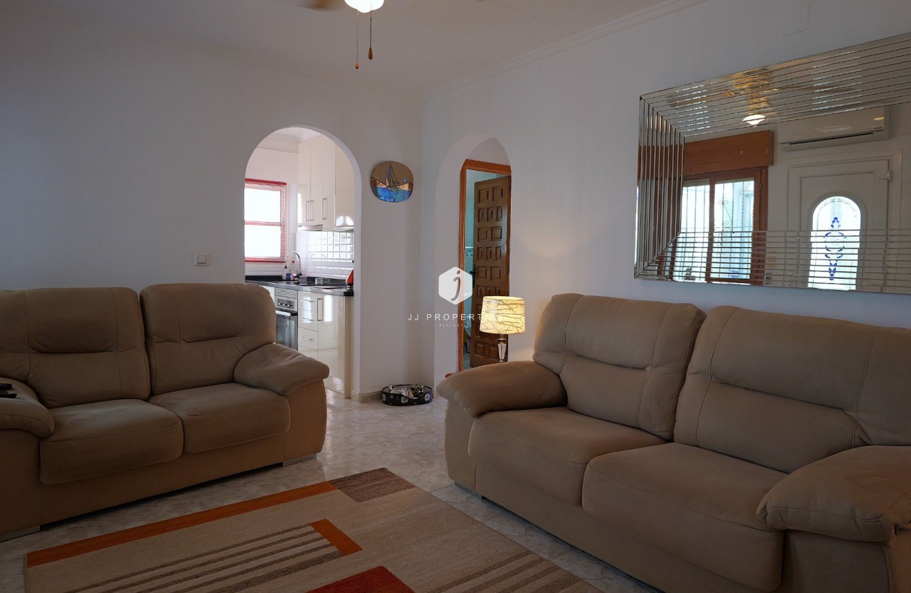 Segunda mano - Villa -
Torrevieja - Costa Blanca