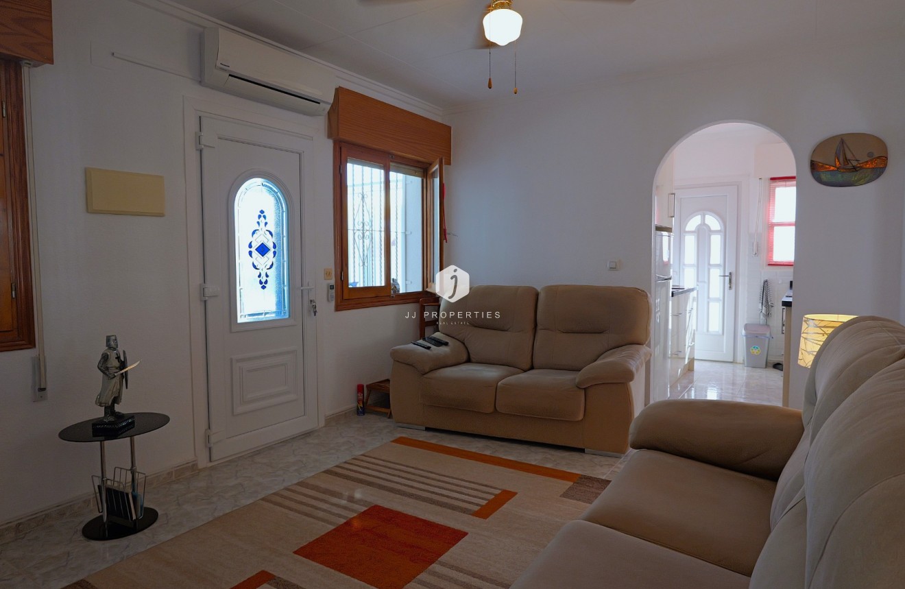 Segunda mano - Villa -
Torrevieja - Costa Blanca