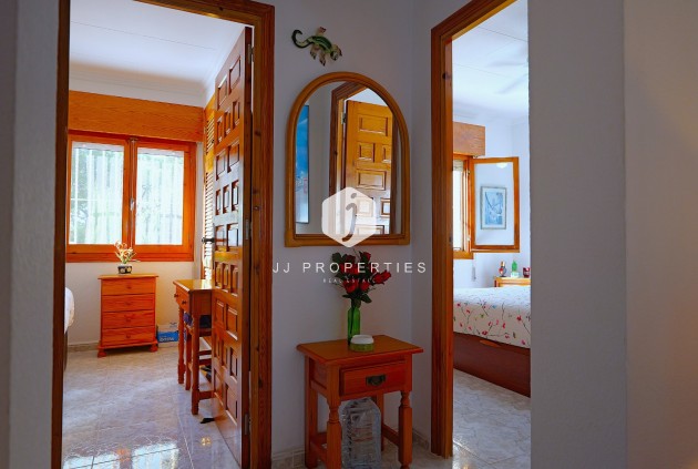 Segunda mano - Villa -
Torrevieja - Costa Blanca