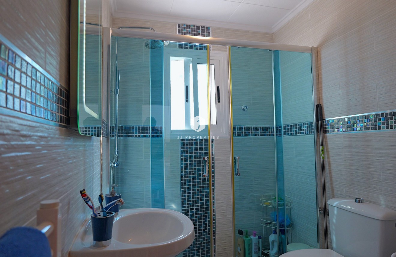 Segunda mano - Villa -
Torrevieja - Costa Blanca