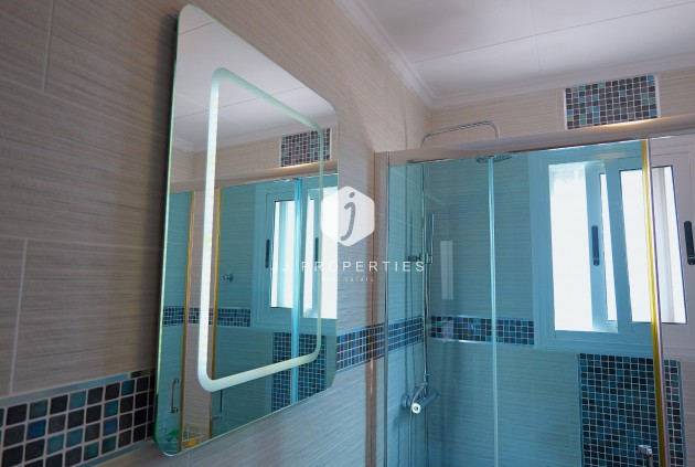 Segunda mano - Villa -
Torrevieja - Costa Blanca