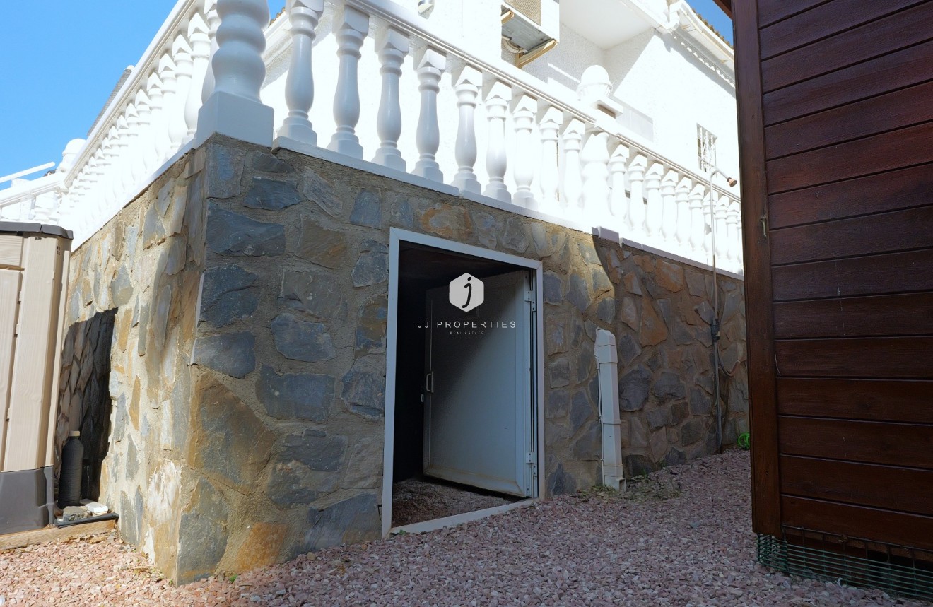 Segunda mano - Villa -
Torrevieja - Costa Blanca