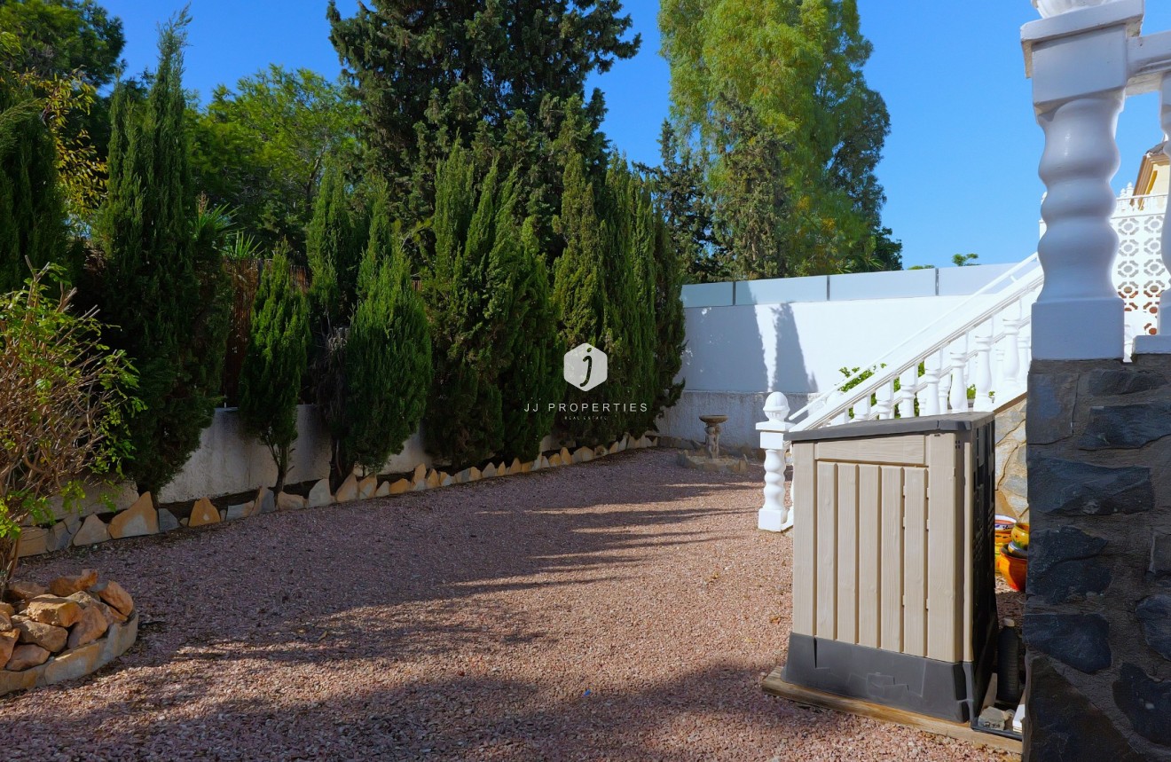 Segunda mano - Villa -
Torrevieja - Costa Blanca