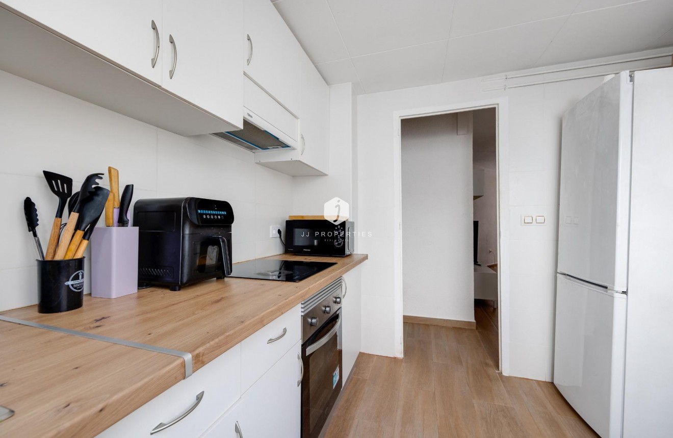 Segunda mano - Apartamento / piso -
Torrevieja - Centro