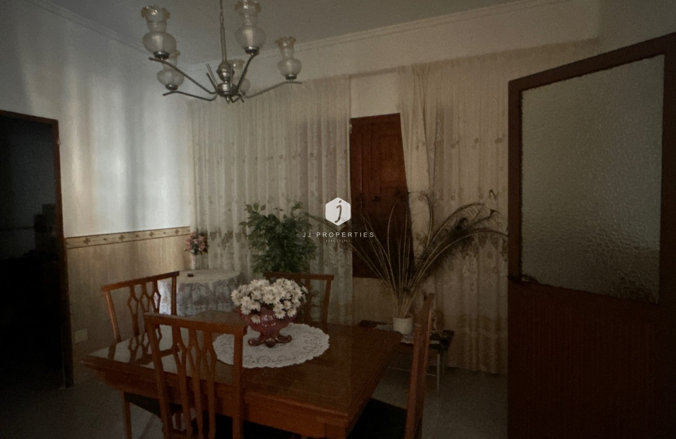 Segunda mano - Villa -
Benejúzar - Inland