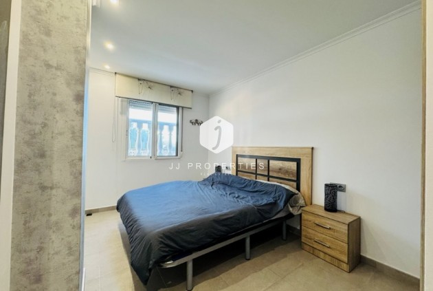 Segunda mano - Apartamento / piso -
La Mata - Costa Blanca