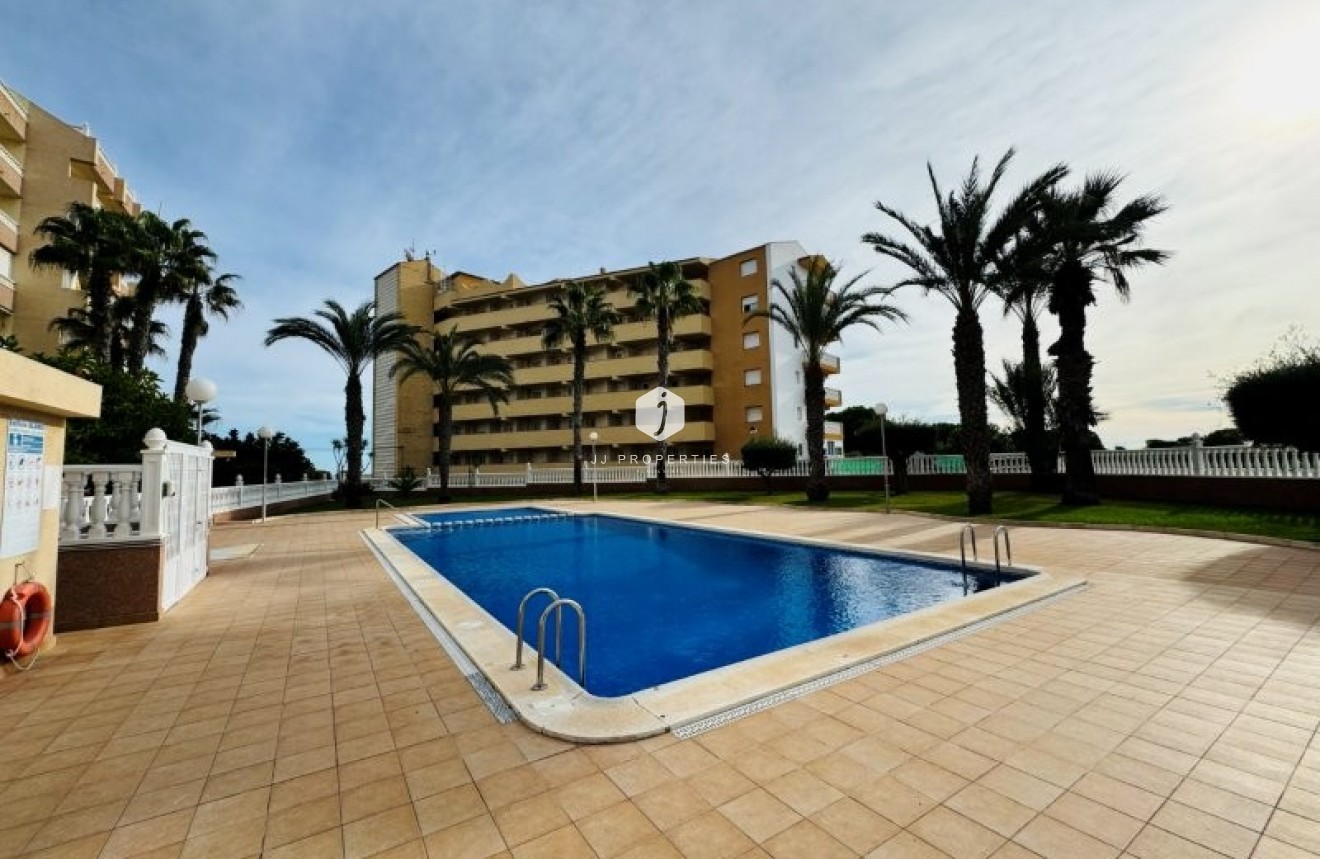 Segunda mano - Apartamento / piso -
La Mata - Costa Blanca