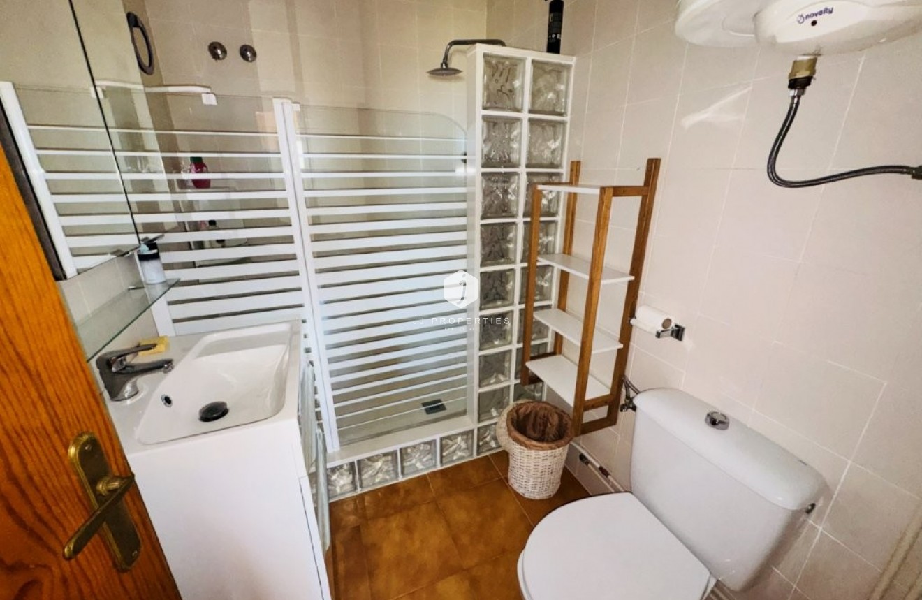 Segunda mano - Apartamento / piso -
La Mata - Costa Blanca