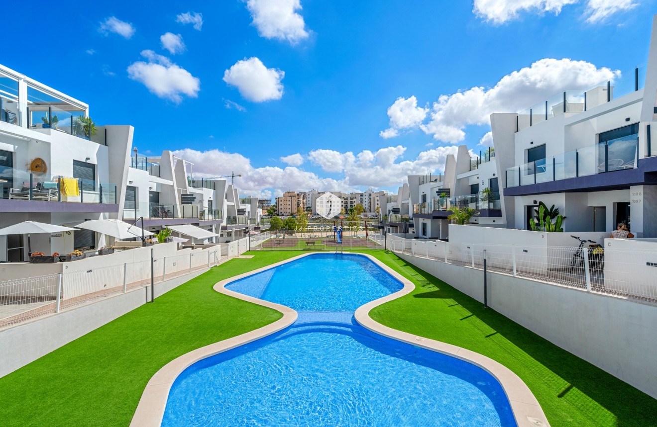 Segunda mano - Apartamento / piso -
San Miguel de Salinas - Inland