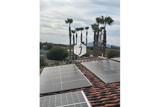 Segunda mano - Casa de campo -
Dolores - Costa Blanca