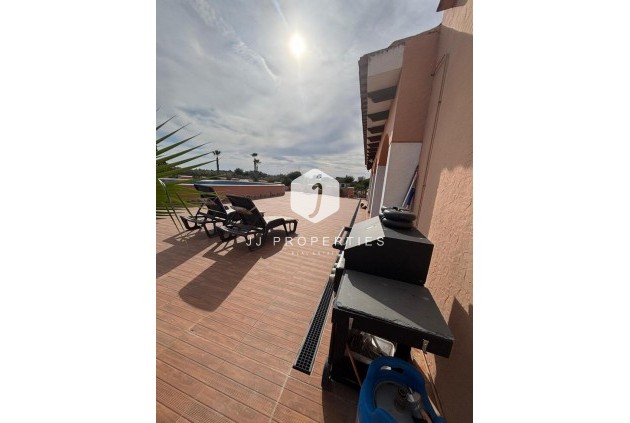 Segunda mano - Casa de campo -
Dolores - Costa Blanca