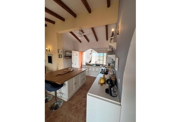 Segunda mano - Casa de campo -
Dolores - Costa Blanca