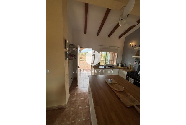 Segunda mano - Casa de campo -
Dolores - Costa Blanca