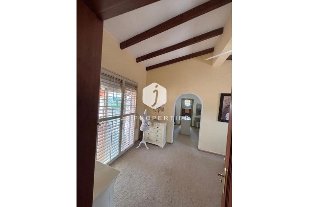 Segunda mano - Casa de campo -
Dolores - Costa Blanca