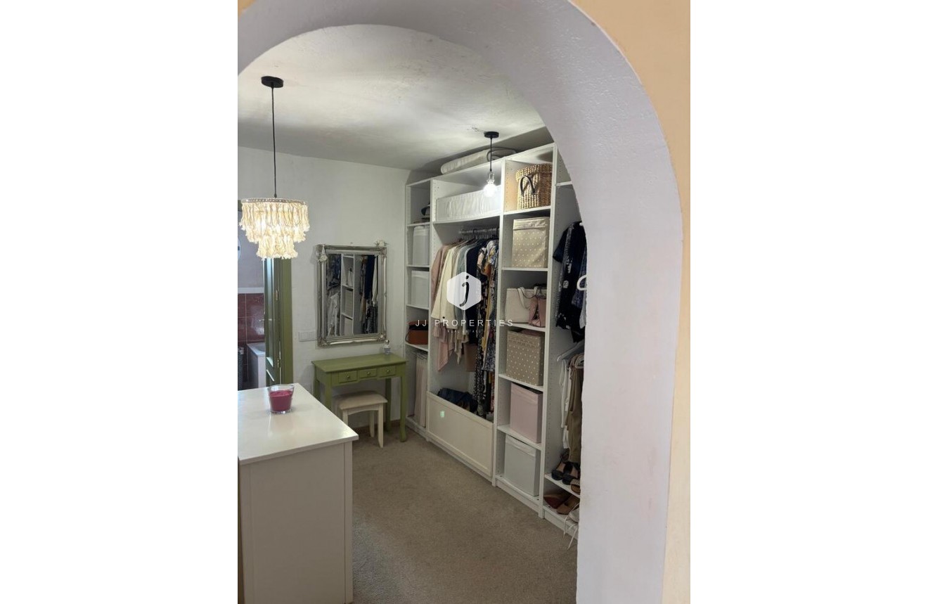 Segunda mano - Casa de campo -
Dolores - Costa Blanca