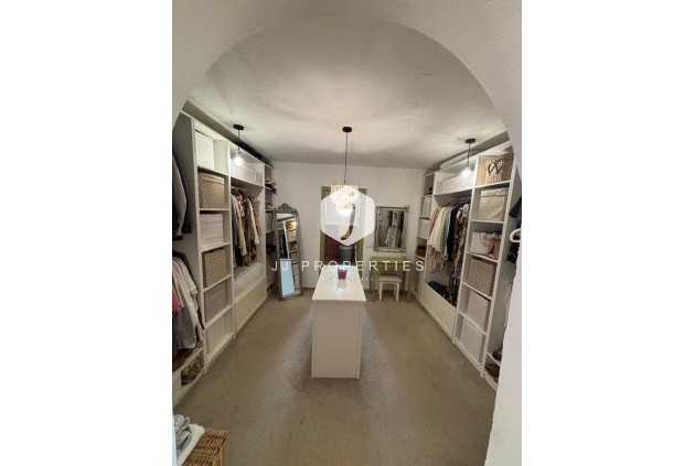 Segunda mano - Casa de campo -
Dolores - Costa Blanca