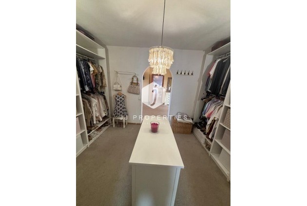 Segunda mano - Casa de campo -
Dolores - Costa Blanca