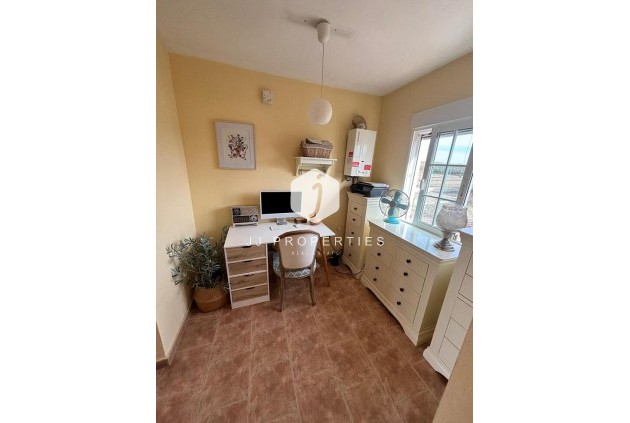 Segunda mano - Casa de campo -
Dolores - Costa Blanca