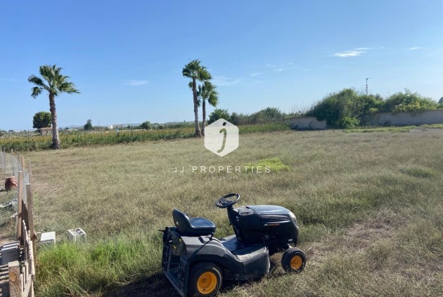 Segunda mano - Casa de campo -
Dolores - Costa Blanca