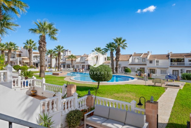 Segunda mano - Villa -
Orihuela Costa - Costa Blanca