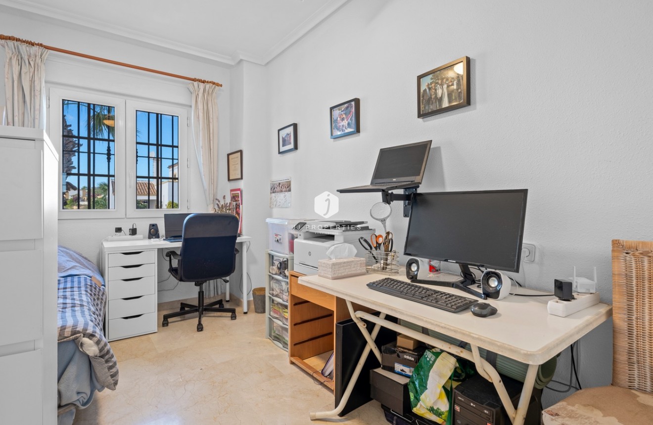 Segunda mano - Villa -
Orihuela Costa - Costa Blanca