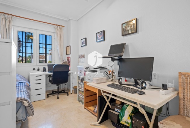 Segunda mano - Villa -
Orihuela Costa - Costa Blanca