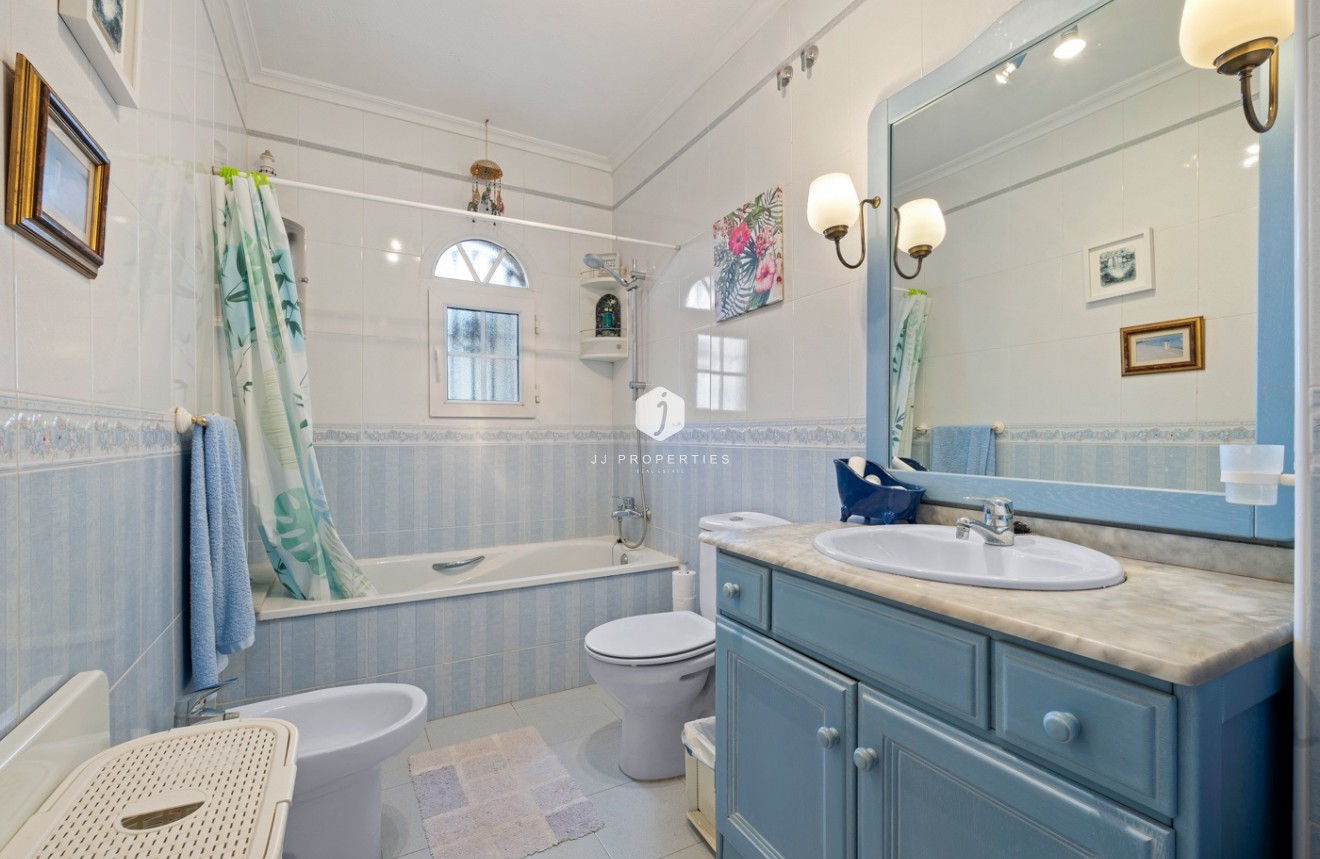 Segunda mano - Villa -
Orihuela Costa - Costa Blanca