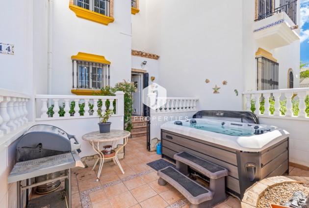 Segunda mano - Villa -
Orihuela Costa - Costa Blanca