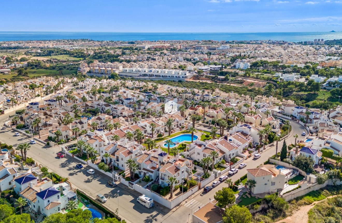 Segunda mano - Villa -
Orihuela Costa - Costa Blanca