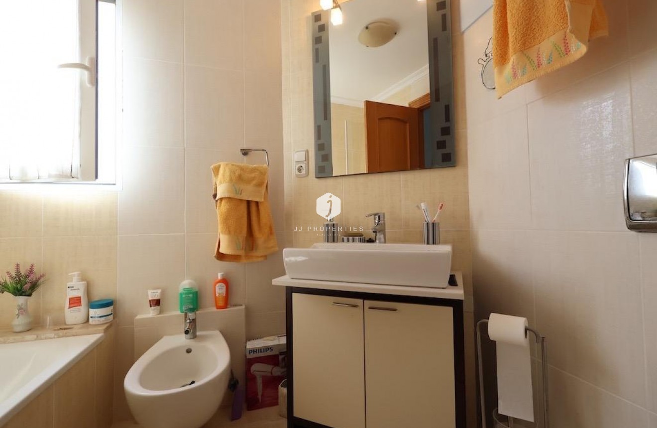 Segunda mano - Ático -
Orihuela Costa - Costa Blanca