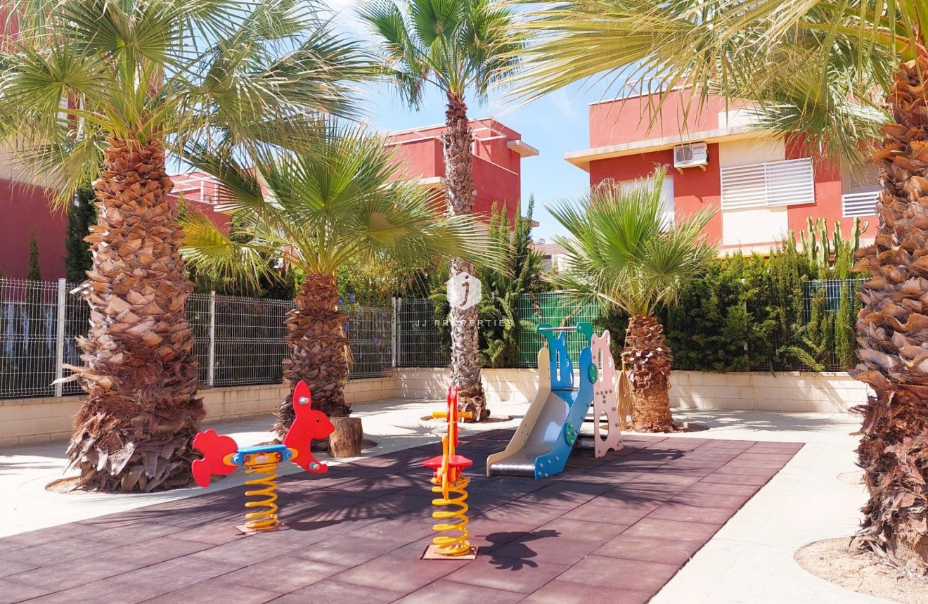 Segunda mano - Ático -
Orihuela Costa - Costa Blanca