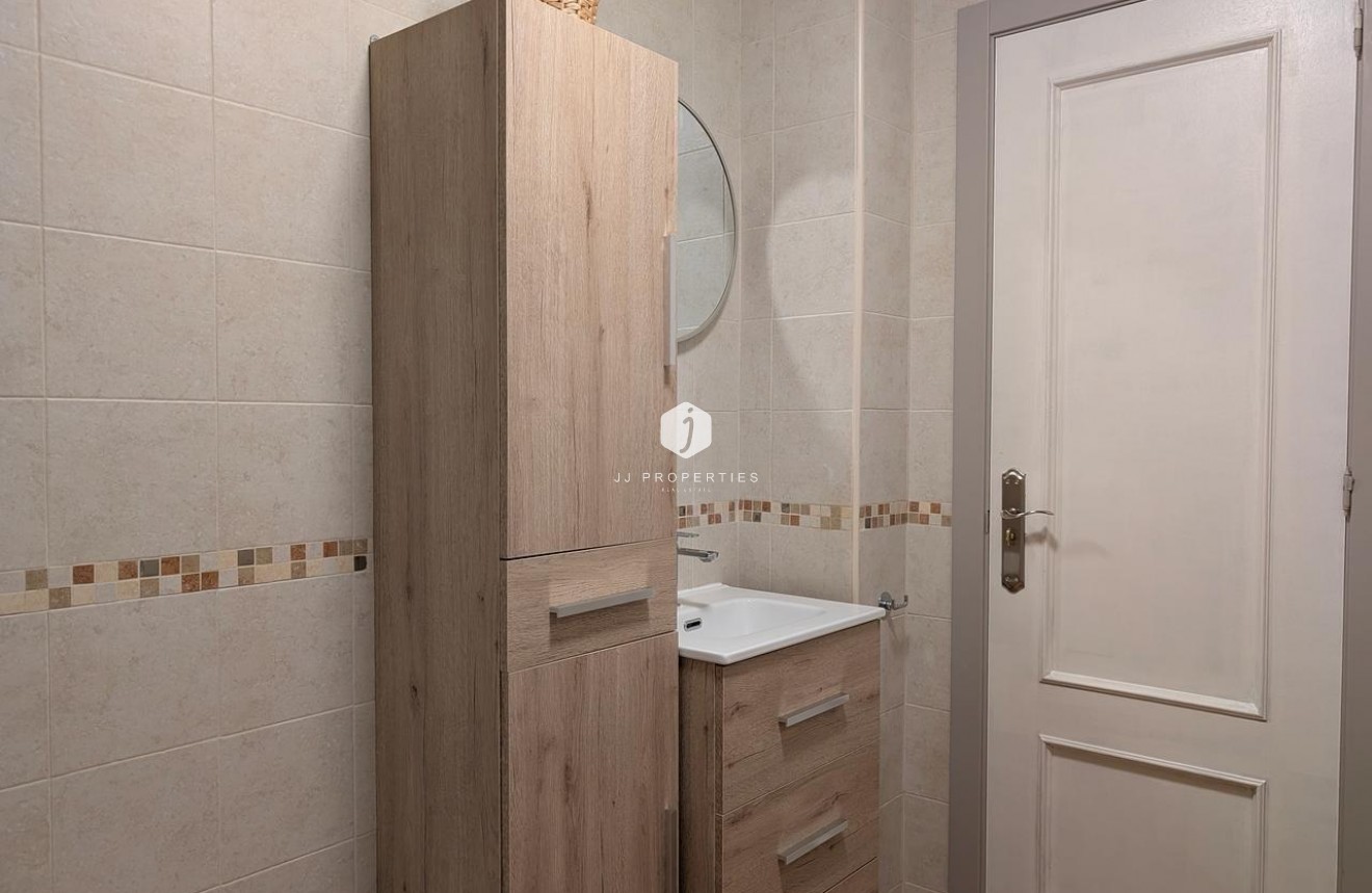 Segunda mano - Bungalow -
Benejúzar