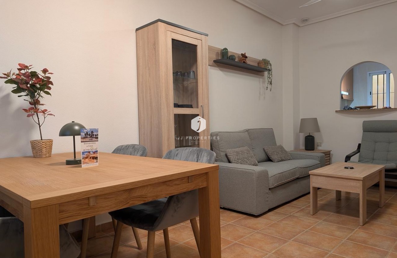 Segunda mano - Bungalow -
Benejúzar