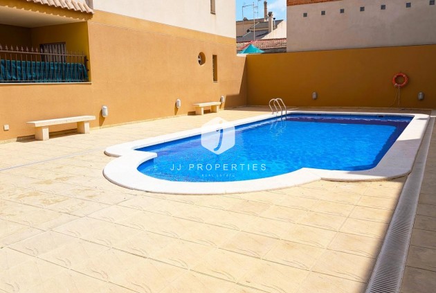 Segunda mano - Bungalow -
Benejúzar